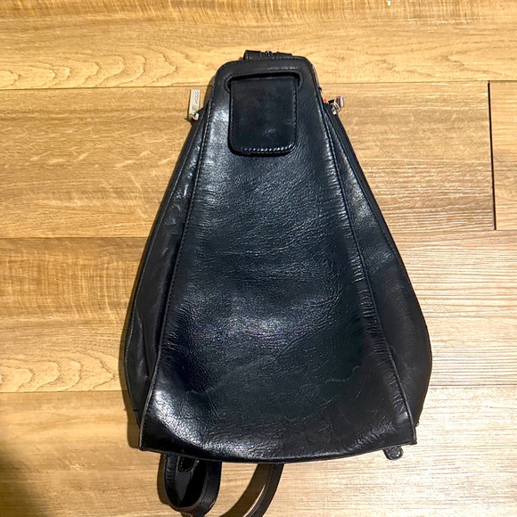 Hobo International Leather Sling Back Backpack Zipper Adjustable Black - Picture 1 of 9